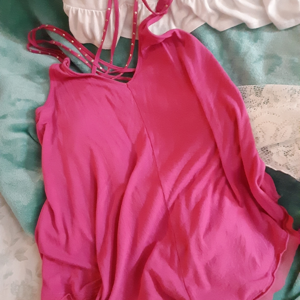 Pink Top - Picture 4 of 4